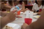 Cullera obri el menjador social d'estiu per quart any consecutiu