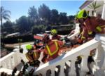 El bombers auxilien a un operari que ha caigut dun terrat mentre installava plaques solars a Alberic
