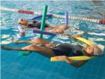 El Departamento de La Ribera inició ayer en Alzira y Sueca su programa de ejercicios acuáticos para embarazadas