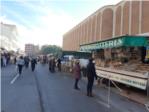 El mercat ambulant d'Almussafes ha tornat aquest dimarts en nova ubicació i amb control d'aforament