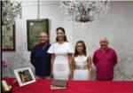  SOM FOC...<br>Elena Cebrián i Sara Martínez han visitat la fàbrica de teixits “Vives i Marí”