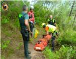 Els bombers rescaten un ciclista lesionat en caure a una pistal forestal de Llombai