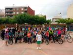 Els escolars del CEIP Almassaf d'Almussafes realitzen una ruta per la localitat amb bicicleta