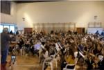 La Banda Jove d'Almussafes participa en el 75 aniversari de l'Ateneu Musical i Cultural d'Albalat
