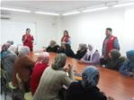 La Creu Roja inicia a Carlet les classes de castellà dins del pla d’integració