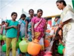 La Fundación Vicente Ferrer activa un plan de acción para garantizar agua potable a la población ante la grave sequía en el sur de la India