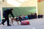 La Unitat Canina de Cullera arriba a les aules de Primària