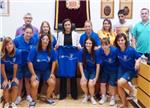  L’Ajuntament rep a l’equip femení de l’Algemesí CF per la seua victòria en la lliga