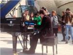 Pianos en las calles de Bilbao para los transentes