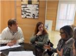 Reunió entre la gerent del Departament de Salut de la Ribera i l'alcalde d'Alzira