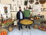 Turís exhibe su receta tradicional de paella de la mano de Gastro Ribera