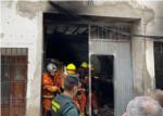 Un incendi en un local a Alberic calcina ninots de dos monuments fallers de la localitat