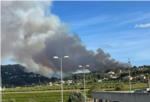 Un incendi forestal afecta el paratge natural de La Casella a Alzira