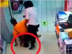Un padre mata accidentalmente a su hijo mientras jugaban en un supermercado