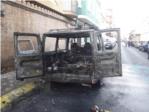 Una furgoneta queda totalment calcinada després d'un incendi a l'Alcúdia