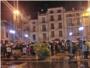 Medio millar de vecinos se lanzan a las calles de Algemesí, a pesar de la lluvia, bajo el lema “Som Avinguda País Valencià”