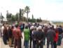 Més de 100 alcaldes i regidors de la Ribera es concentren contra el macroabocador de Guadassuar