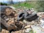 Un vertedero de escombros incontrolado y olvidado en Alzira