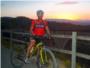 Mario Bou, ciclista de Guadassuar, realizó el reto solidario 