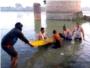 Al menos 32 muertos en India al caer un autocar en un río