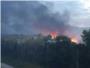 El fort vent complica els treballs d'extinció d'incendis a Cullera