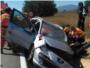 Un herido grave en una colisión frontal entre un camión y un coche en Turís